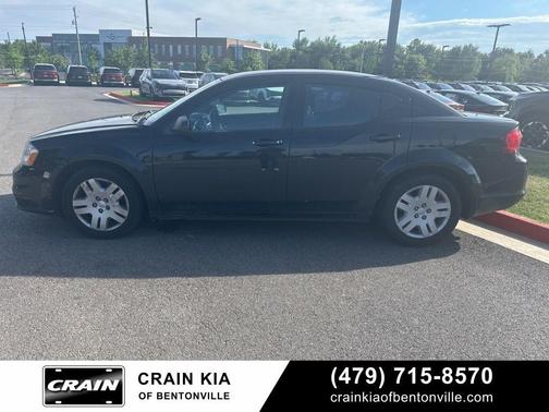 Black Clearcoat 2013 Dodge Avenger SE V6