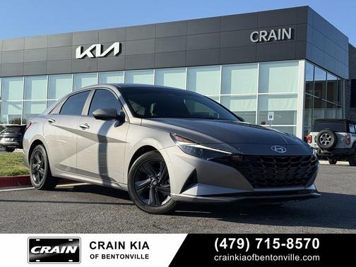 2022 Hyundai ELANTRA SEL