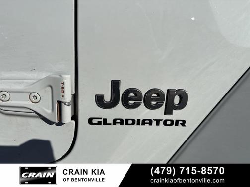 2022 Jeep Gladiator Overland