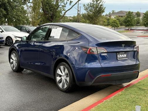 2022 Tesla Model Y Long Range Dual Motor All-Wheel Drive