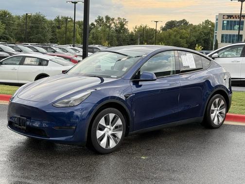 2022 Tesla Model Y Long Range Dual Motor All-Wheel Drive