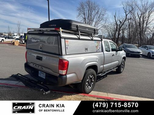 2016 Toyota Tacoma SR