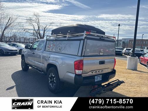 2016 Toyota Tacoma SR