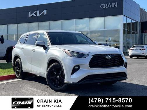 2022 Toyota Highlander Hybrid LE