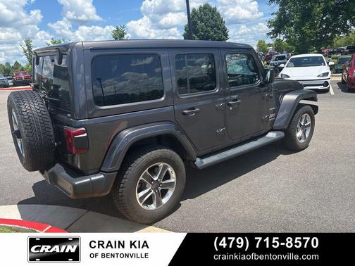 Granite Crystal Metallic Clearcoat 2020 Jeep Wrangler Unlimited Sahara