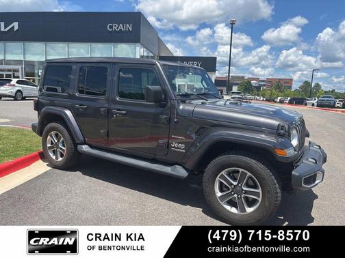 Granite Crystal Metallic Clearcoat 2020 Jeep Wrangler Unlimited Sahara