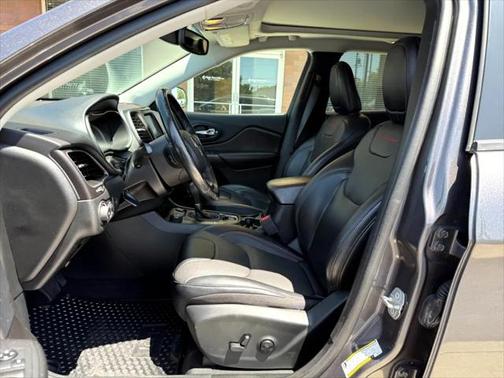 2019 Jeep Cherokee Trailhawk Elite