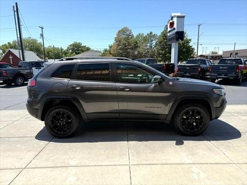 2019 Jeep Cherokee Trailhawk Elite