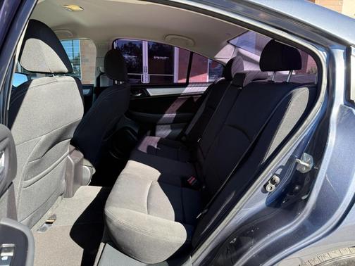 2017 Subaru Legacy Premium