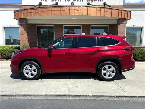 2021 Toyota Highlander LE