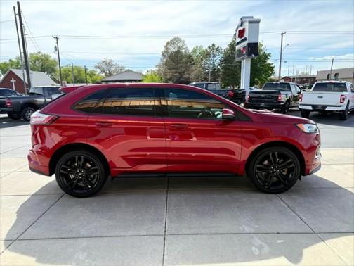 2023 Ford Edge ST