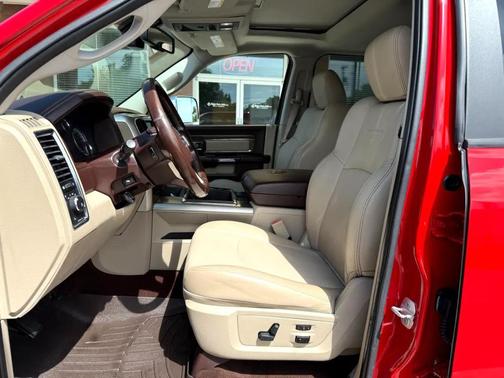 2015 RAM 1500 Laramie