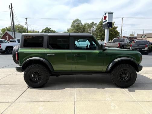 2022 Ford Bronco Badlands