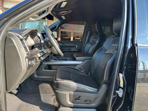 2023 RAM 2500 Laramie Crew Cab 4x4 6'4' Box