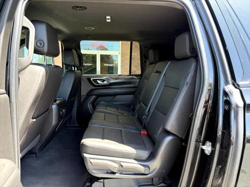 2022 Chevrolet Suburban 4WD Z71