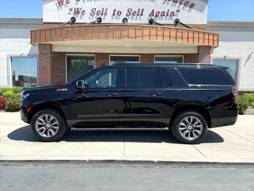 2022 Chevrolet Suburban 4WD Z71