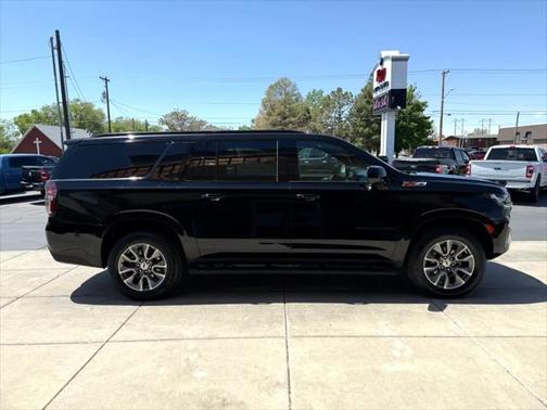 2022 Chevrolet Suburban 4WD Z71