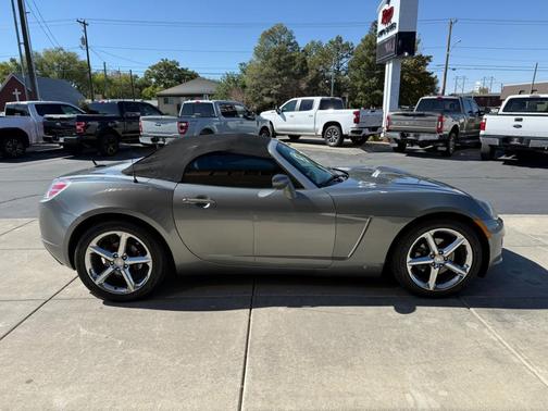 2007 Saturn Sky Red Line