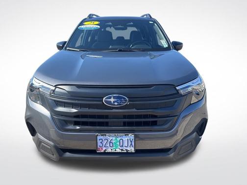 2025 Subaru Forester Base