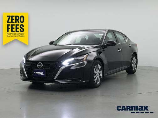 Black 2023 Nissan Altima S