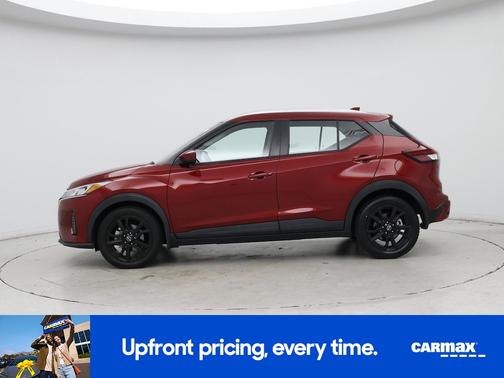 2022 Nissan Kicks SV