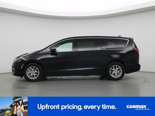 Black 2025 Chrysler Pacifica Select