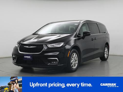 Black 2025 Chrysler Pacifica Select