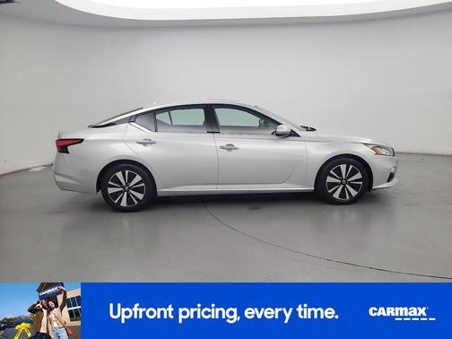 Gray 2019 Nissan Altima SL