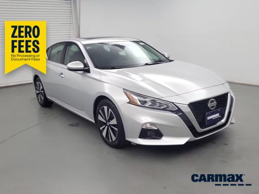 Gray 2019 Nissan Altima SL