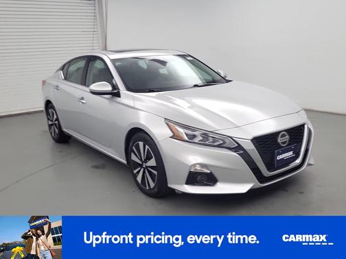 Gray 2019 Nissan Altima SL