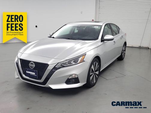 Gray 2019 Nissan Altima SL