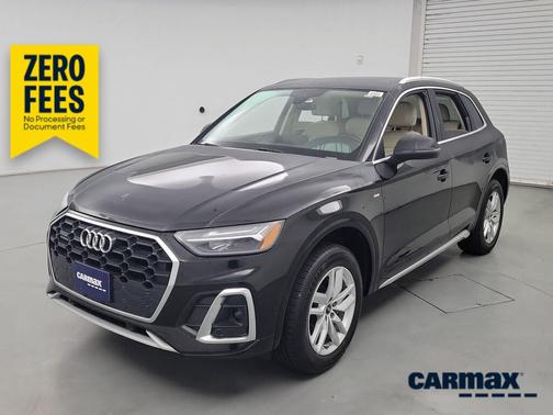 Black 2023 Audi Q5 S-Line Premium