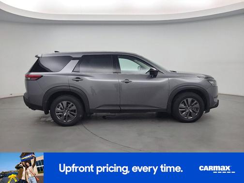 2024 Nissan Pathfinder S