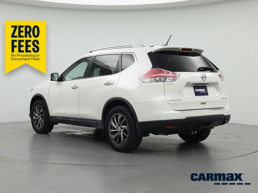 White 2015 Nissan Rogue SL