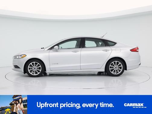 Silver 2017 Ford Fusion Hybrid SE