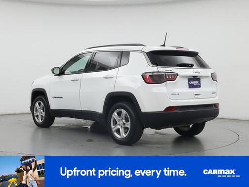 White 2023 Jeep Compass Latitude