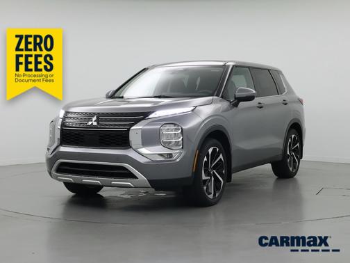 Silver 2022 Mitsubishi Outlander SE