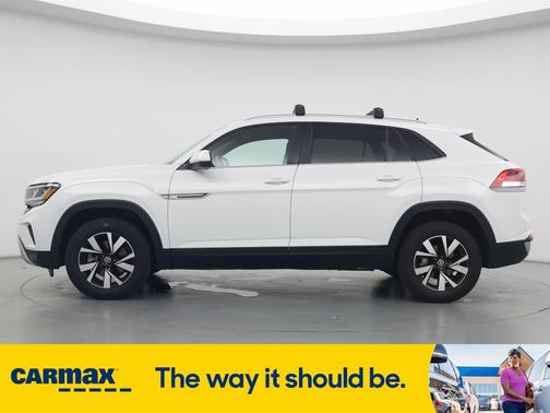 2022 Volkswagen Atlas Cross Sport SE w/Tech