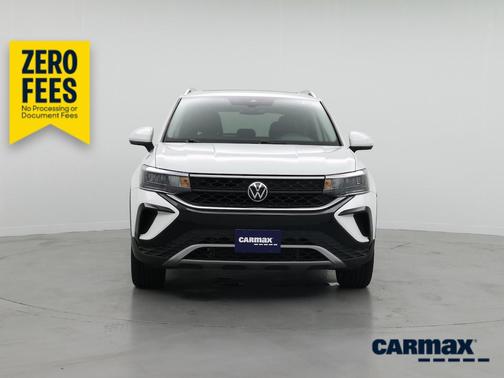 White 2023 Volkswagen Taos SE