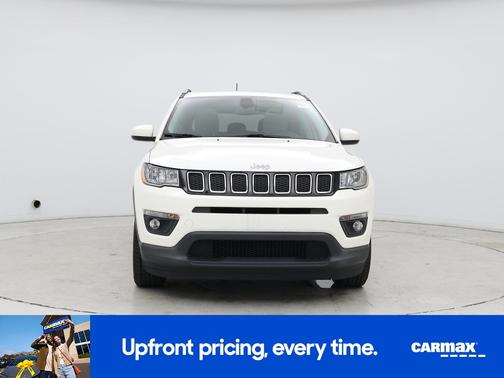 White 2018 Jeep Compass Latitude
