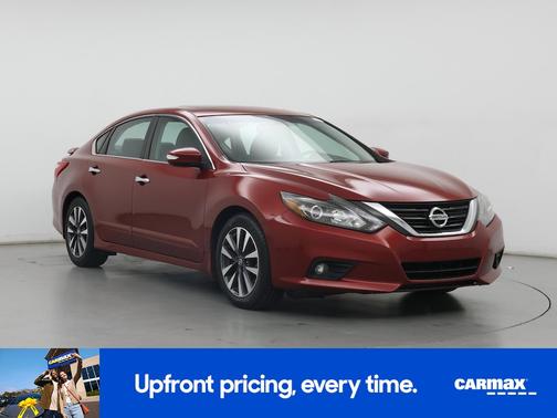 Red 2017 Nissan Altima SL