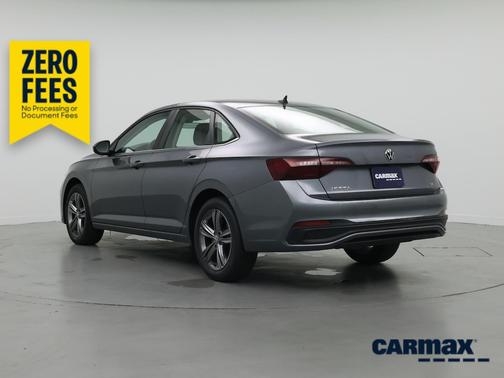 Gray 2024 Volkswagen Jetta SE