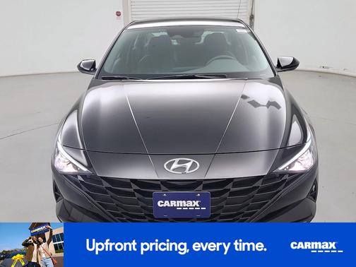 Black 2023 Hyundai ELANTRA SEL