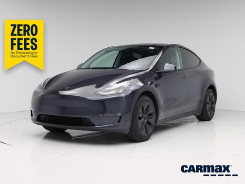 Gray 2025 Tesla Model Y Long Range