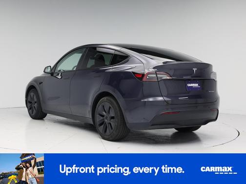 Gray 2025 Tesla Model Y Long Range