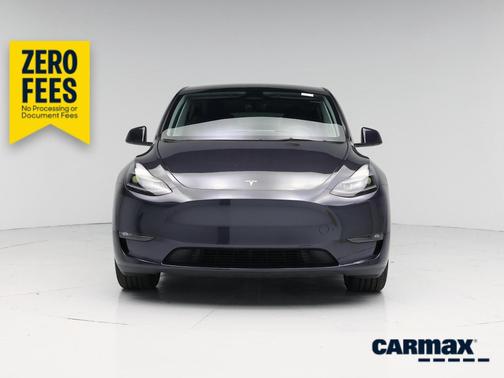 Gray 2025 Tesla Model Y Long Range