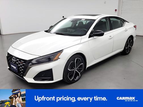 2023 Nissan Altima SR