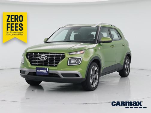 Green 2024 Hyundai VENUE SEL