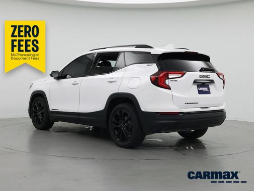 White 2022 GMC Terrain SLT