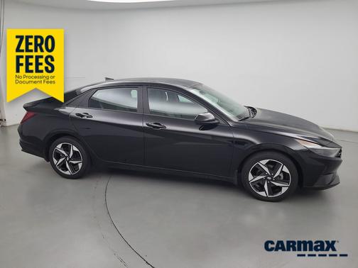 Black 2023 Hyundai ELANTRA SEL